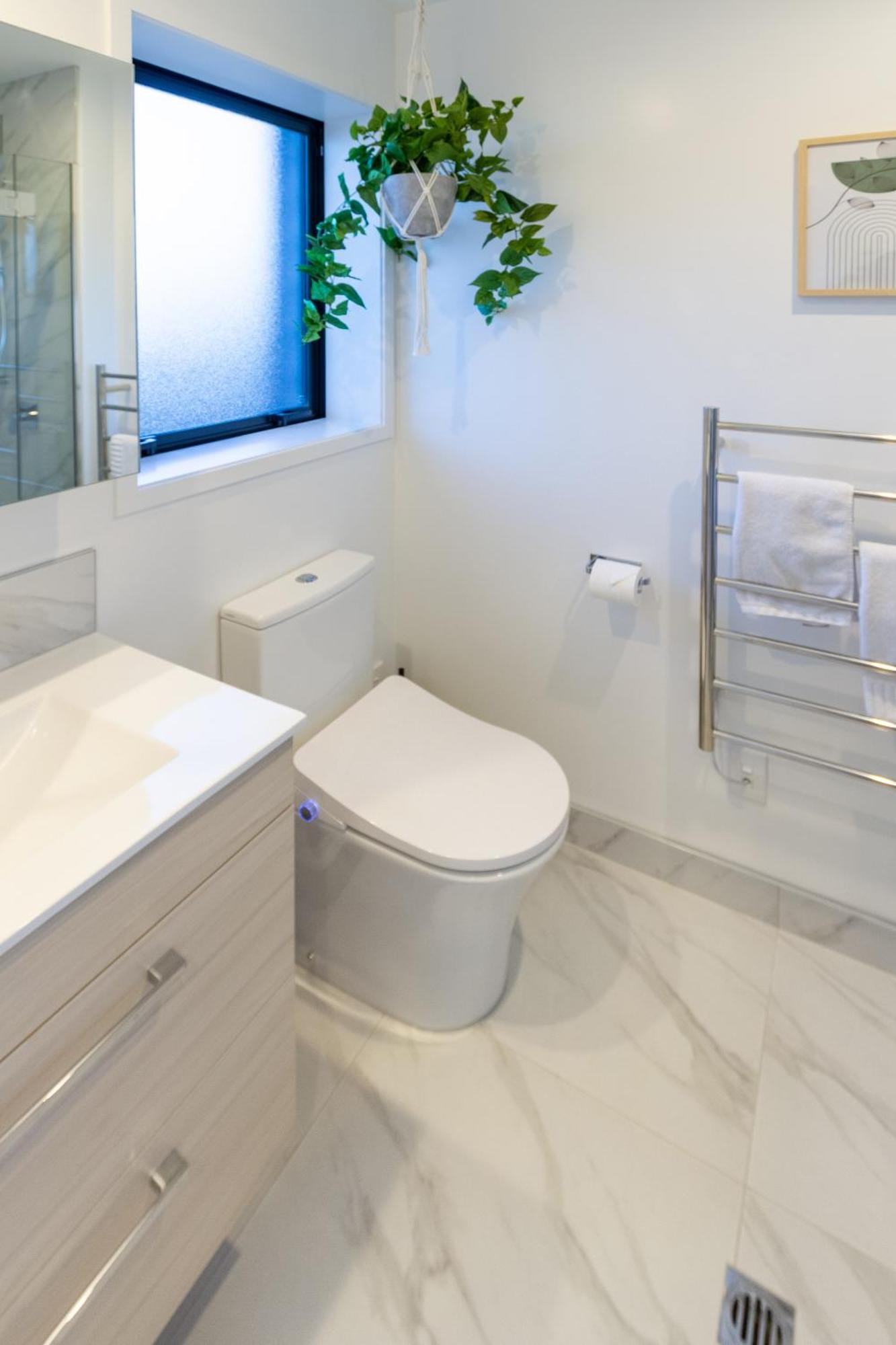 Downtown Delight: Studio At 8 Wilmer With Backyard クライストチャーチ エクステリア 写真